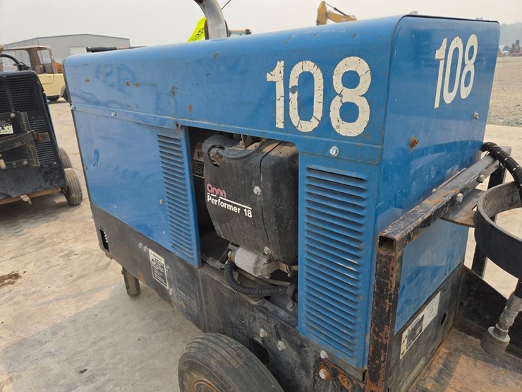 #5211-•-miller-legend-nt-welder/generator-image-10