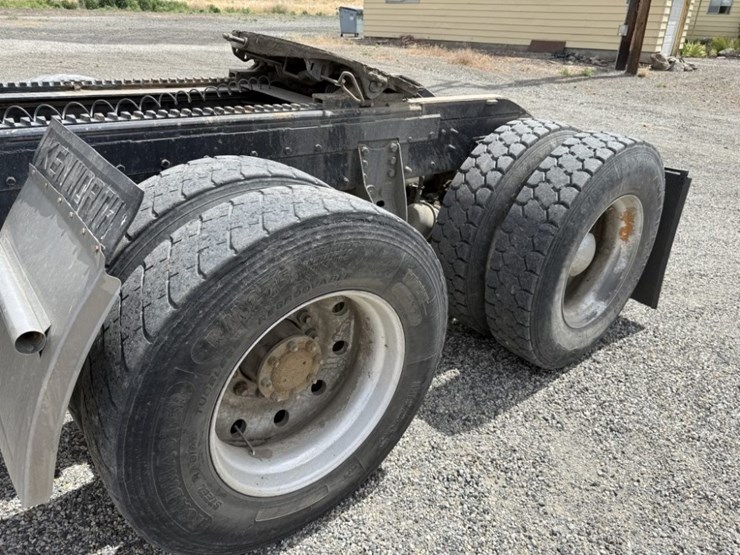 2000-kenworth-t800b-image-16