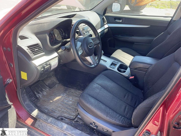 2011-subaru-outback-awd-2.5i-sport-4dr-wagon-cvt-image-10