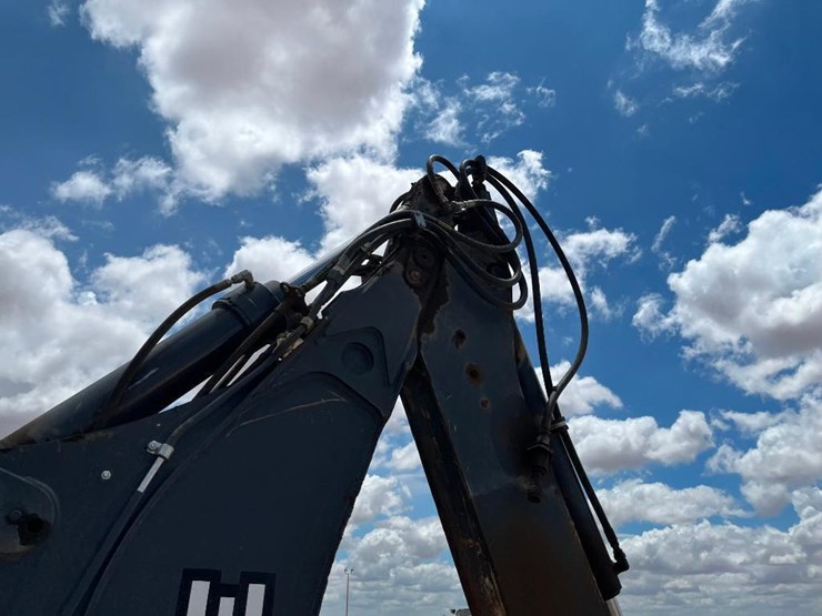 2016-deere-310sl-hl-image-47