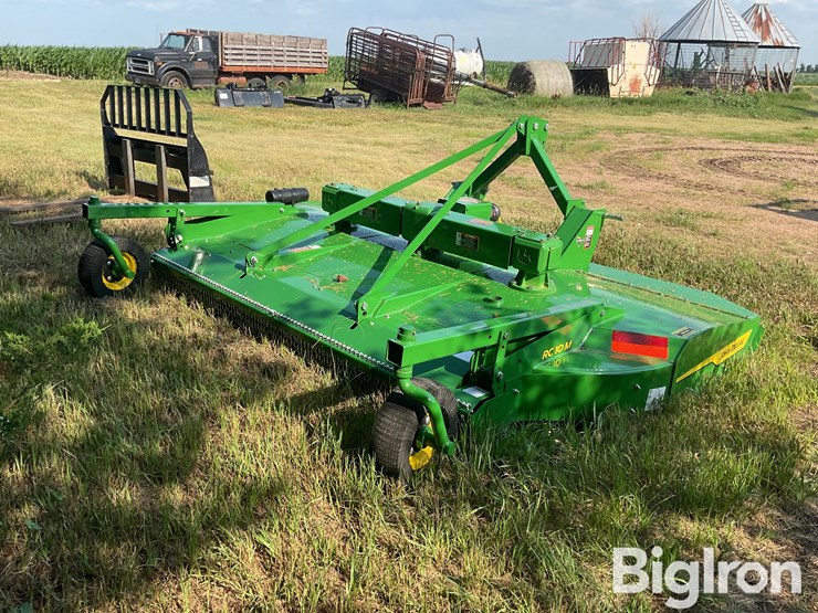2025-john-deere-rc10m-image-5