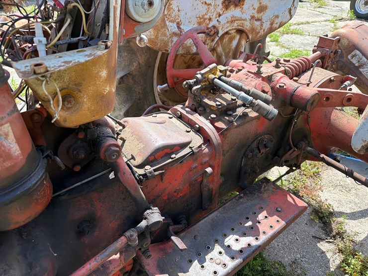 ford-801-image-10