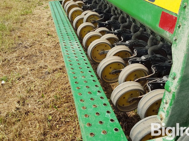 john-deere-450-image-17