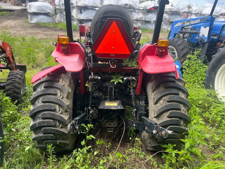 2022-mahindra-1635s-compact-utility-tractor-w/loader-image-5