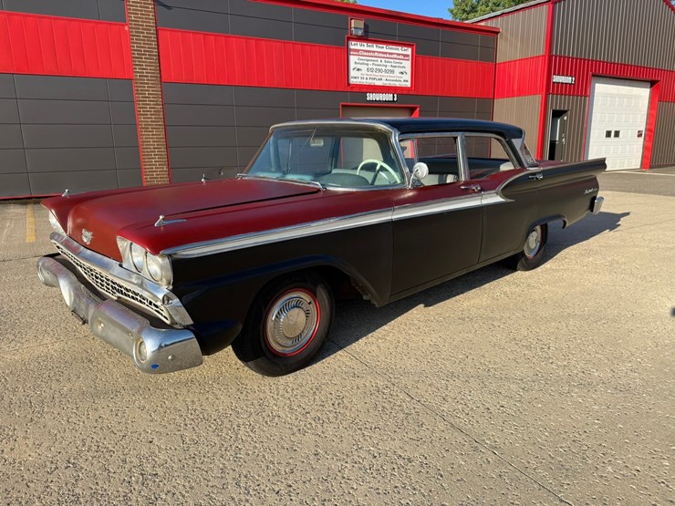 #1883-•-1957-ford-fairlane-image-1