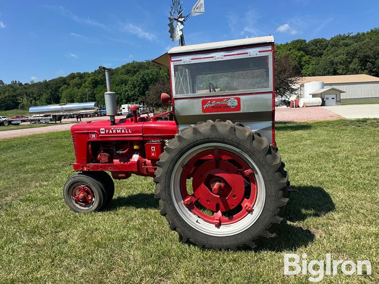 1948-farmall-h-2wd-tractor-w/automatic-mfg-cab-image-8
