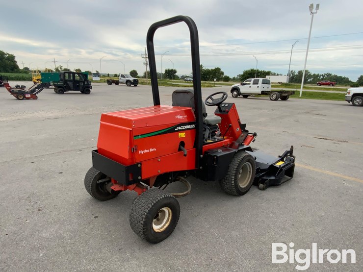 massey-ferguson-730-image-5