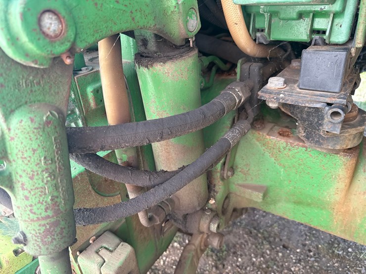 john-deere-640-image-32