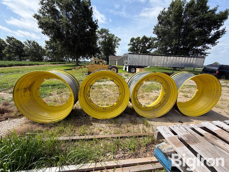 john-deere-25-image-6