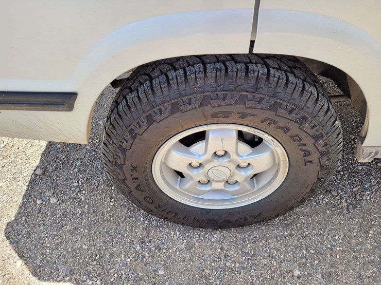 1996-land-rover-discovery-hardtop-4d-image-5