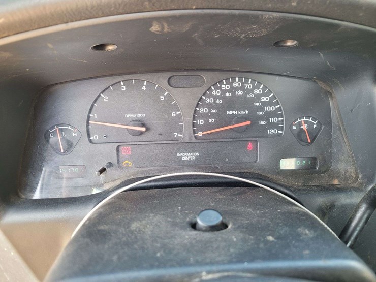 2004-dodge-dakota-image-17