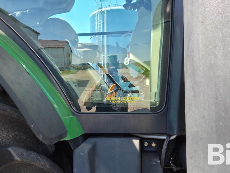 2013-john-deere-8235r-image-20