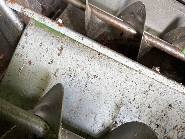 2011-john-deere-9770-sts-image-12