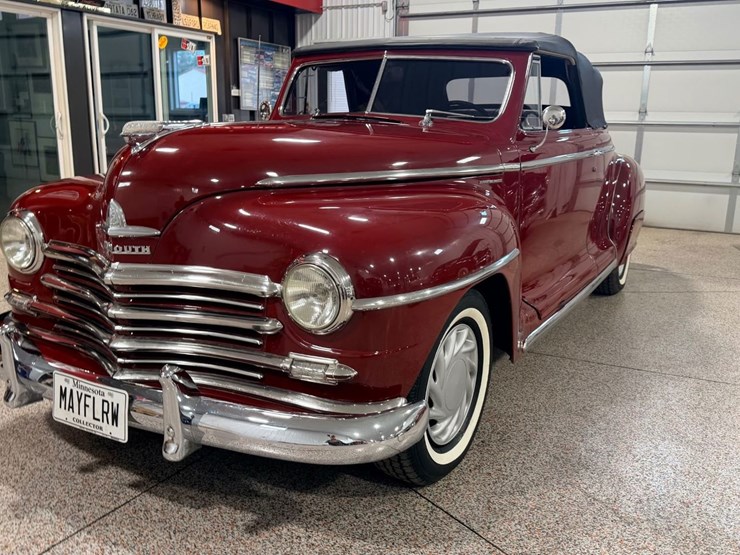 #1880-•-1947-plymouth-deluxe-convertible-image-18