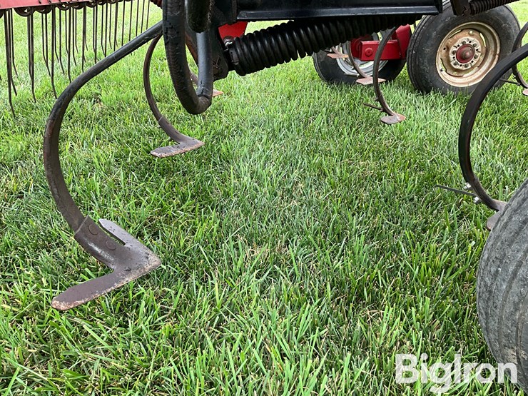 case-ih-4800-image-18