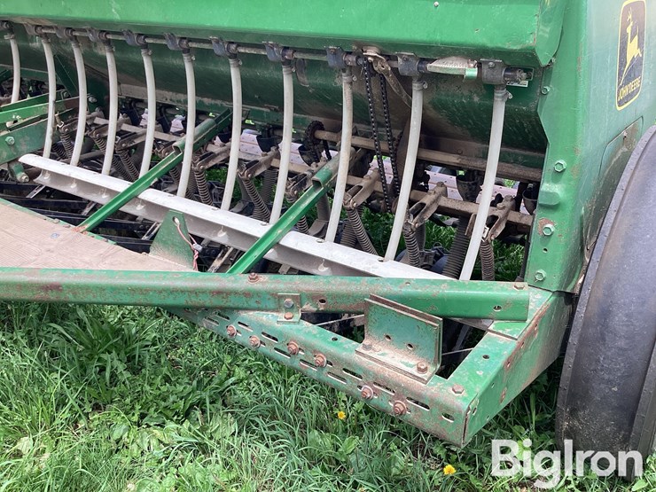 john-deere-8300-image-12