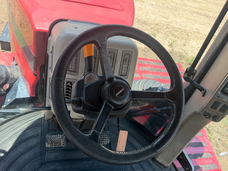 2014-case-ih-470-image-107