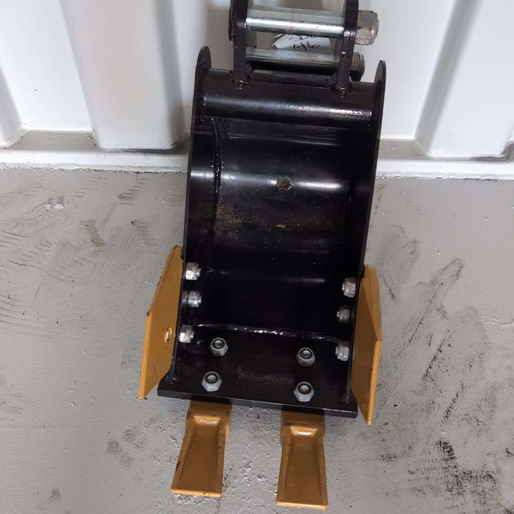 I Ranch Mini Excavator 20CM tooth Bucket