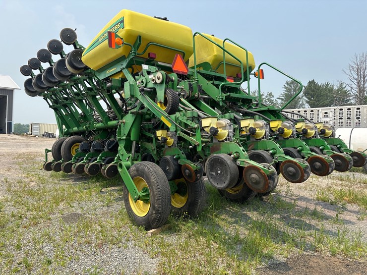 john-deere-1790-image-3
