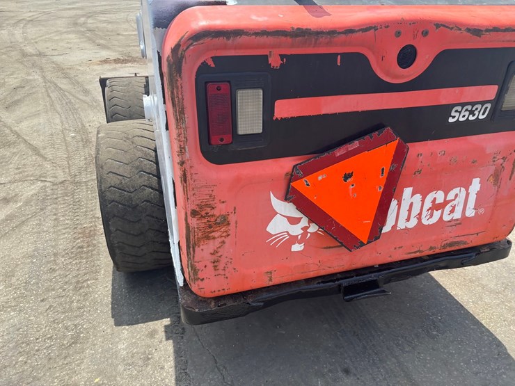 2013-bobcat-s630-image-19