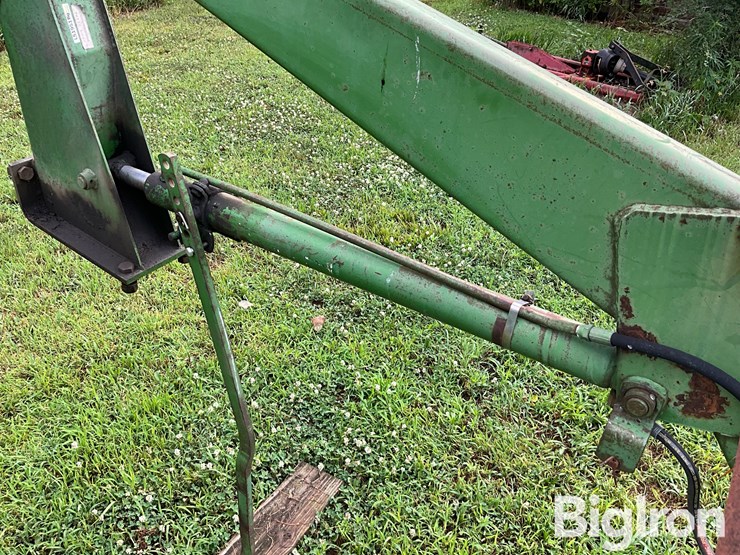 john-deere-158-image-17