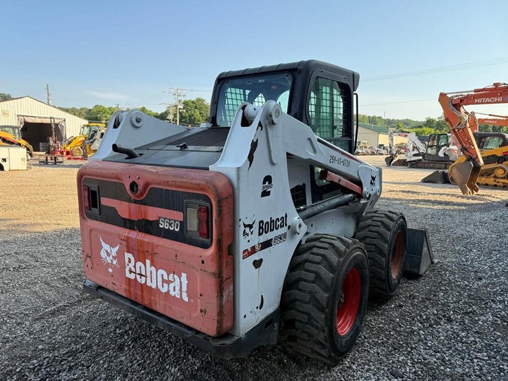 2011-bobcat-s630-image-4