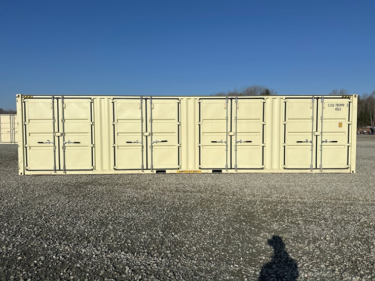#5008-•-approx-40'-(5)-door-one-trip-shipping-container-image-2