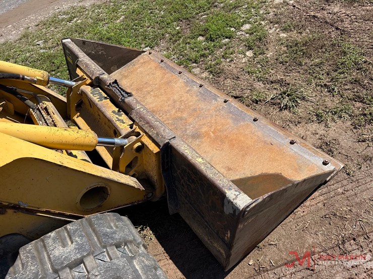 deere-ct332-image-15