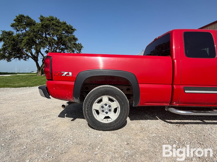 2007-chevrolet-silverado-1500-image-17
