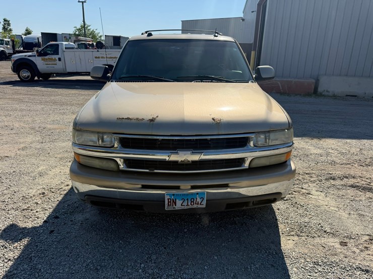 2005-chevrolet-tahoe-image-9