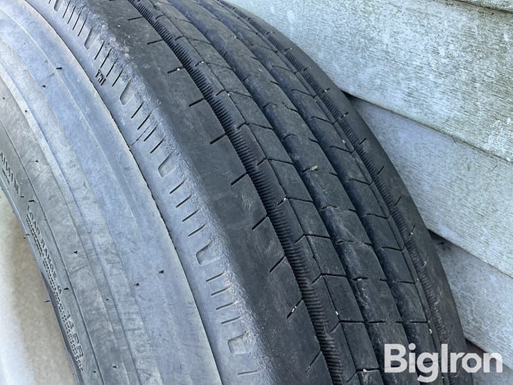 295/75r22.5-truck-tires-image-9