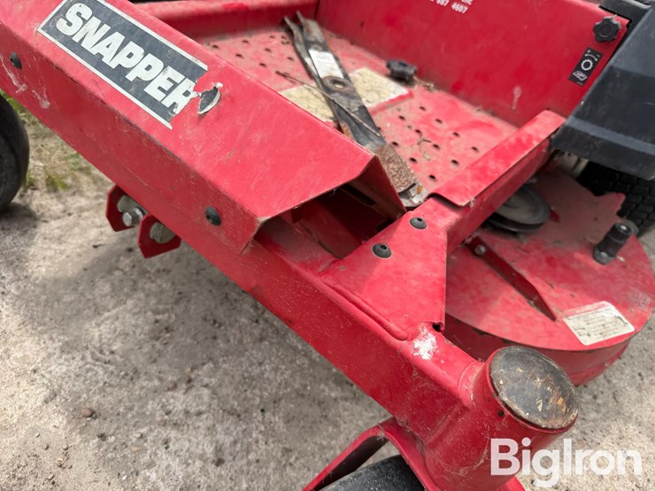 snapper-360z-42"-mower-image-9