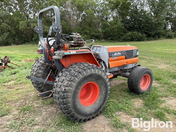 2001-kubota-l4610-image-5