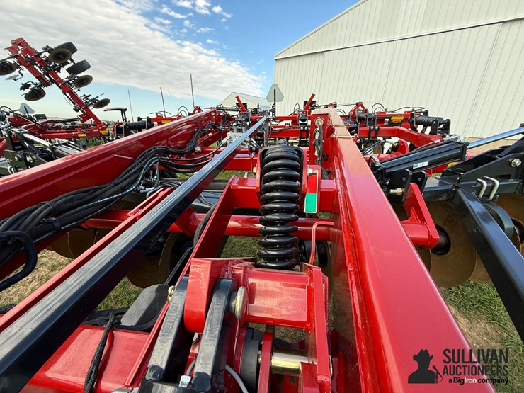 2022-case-ih-2022-image-17