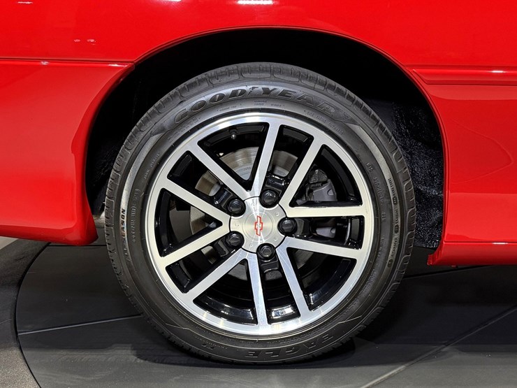 #1517-•-2002-chevrolet-camaro-ss-image-51