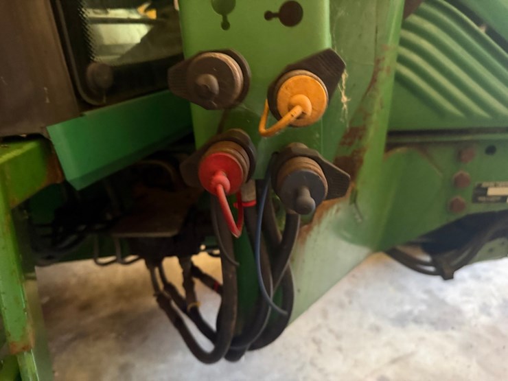 john-deere-6420-image-14