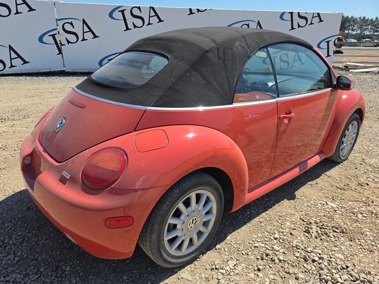 #61153-•-2005-volkswagen-convertible-image-5