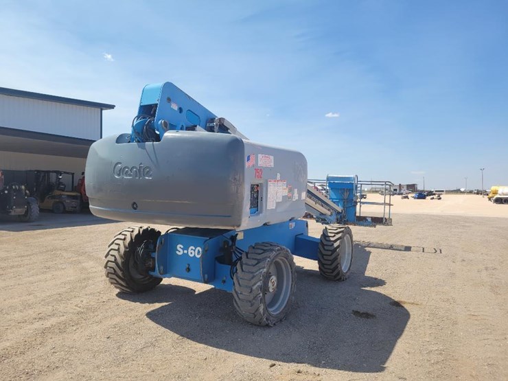 2004-genie-s60-image-5