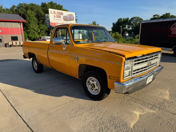 1985-chevrolet-c10-image-7