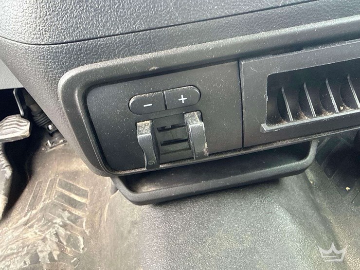 2016-ford-transit-image-27