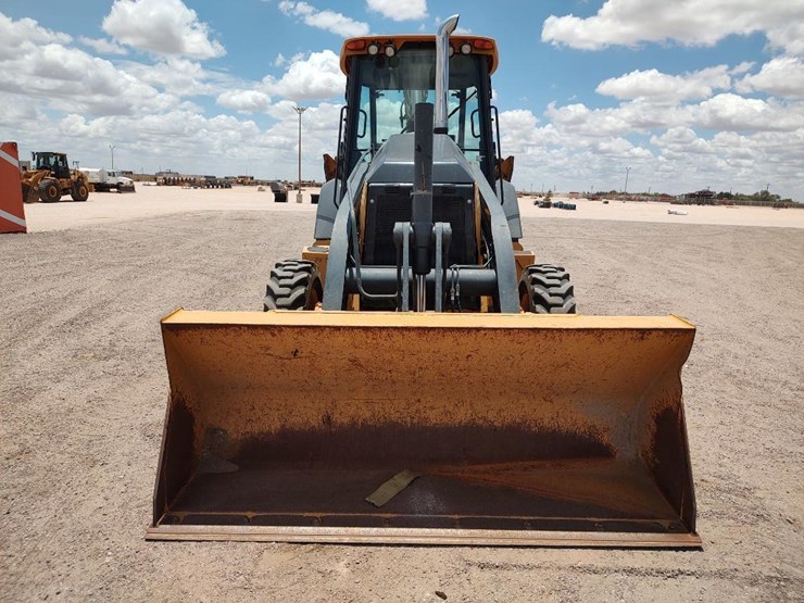 2016-deere-310sl-hl-image-8