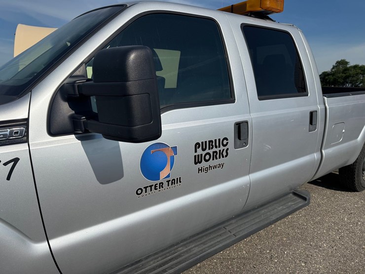 2011-ford-f350-image-21