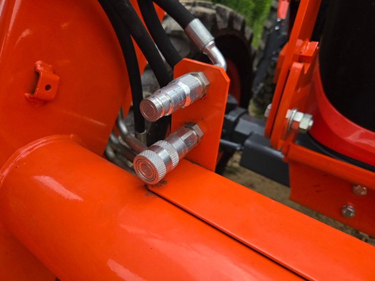 kubota-m4d-071-image-17