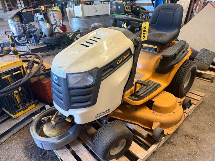 cub-cadet-1050-image-1