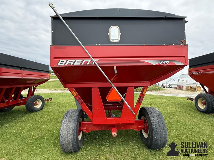 2011-brent-744-image-6