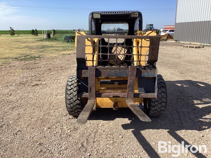 2003-john-deere-250-image-2