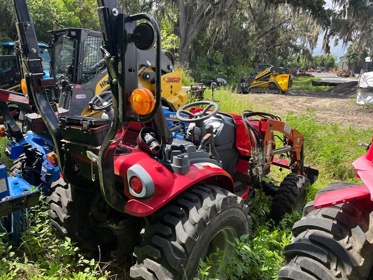 2021-tym-t25h-compact-utility-tractor-w/loader-image-4