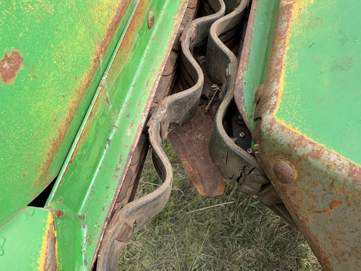 john-deere-3975-image-16