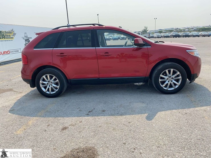 2011-ford-edge-image-4