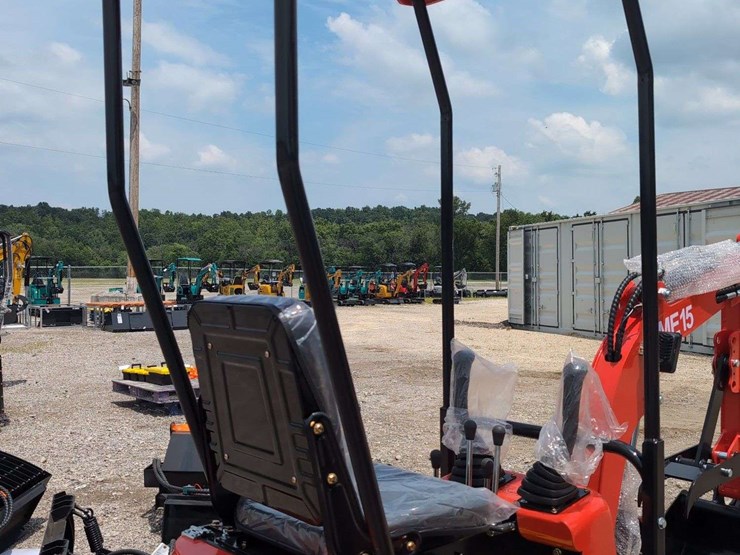 sdl-mini-excavator-me15-image-8